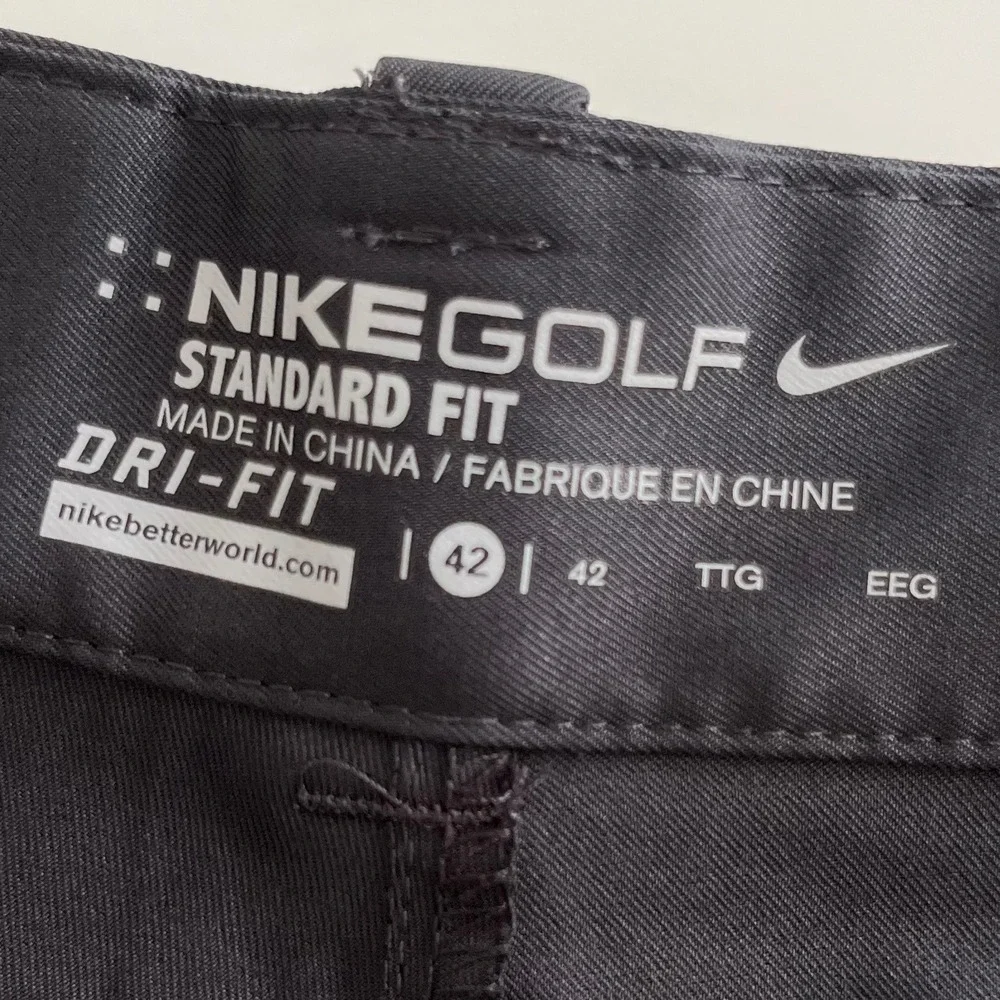 Nike Golf Dri-Fit Standard Fit Golf Shorts Mens 42 Black‎